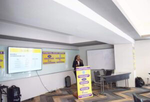 Best paper presenter full award photo